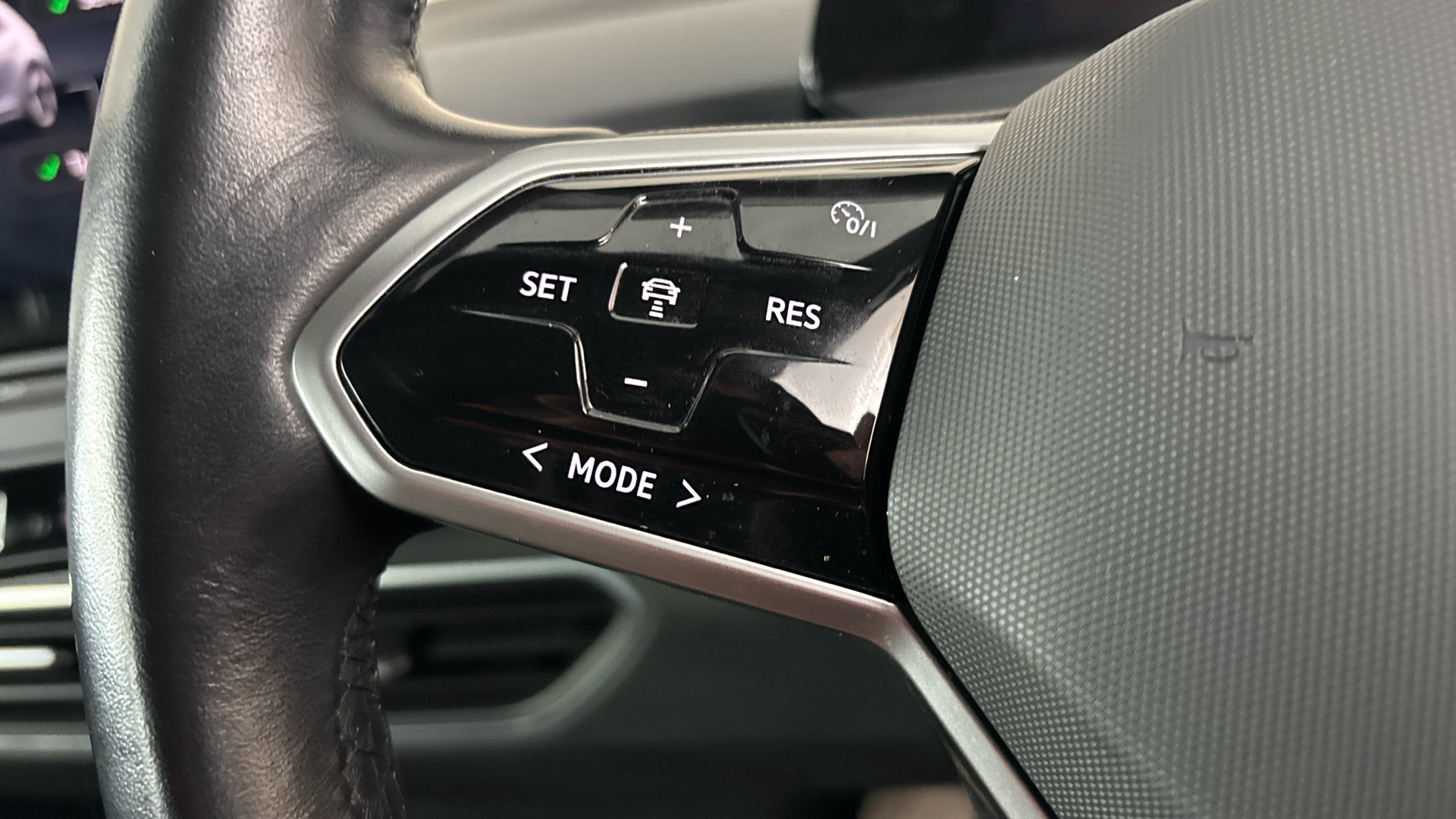 4020844 150kW Life Pro Performance 58kWh 5dr Auto