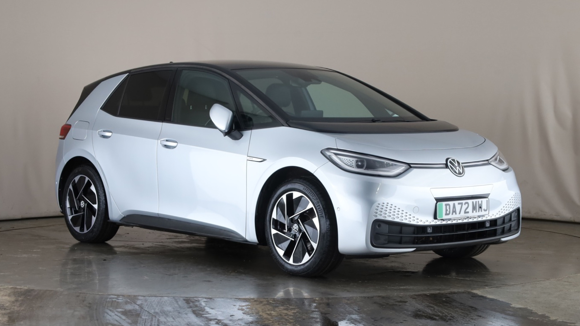 4047607 107KW Family Pro 58kWh 5dr Auto