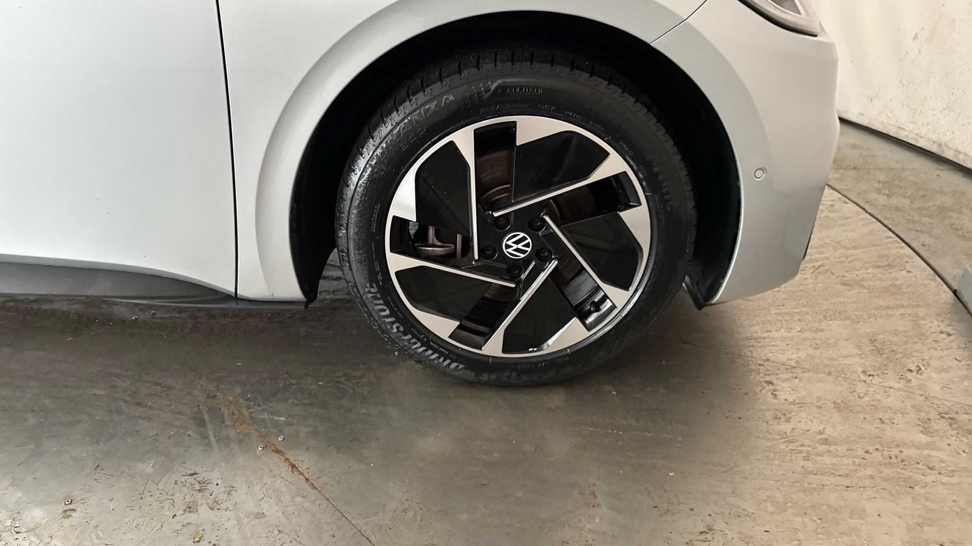 4047607 107KW Family Pro 58kWh 5dr Auto