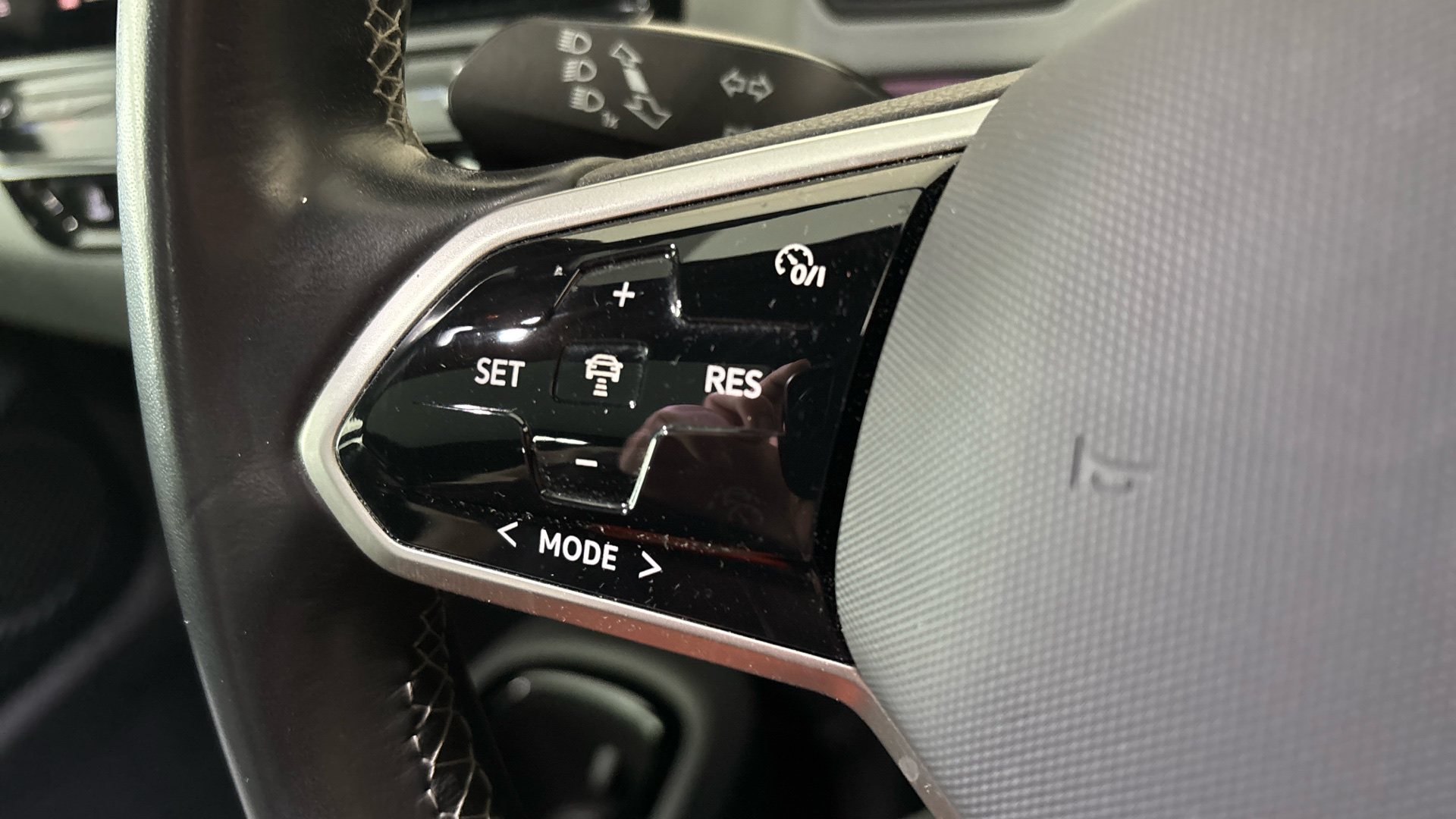 4047607 107KW Family Pro 58kWh 5dr Auto