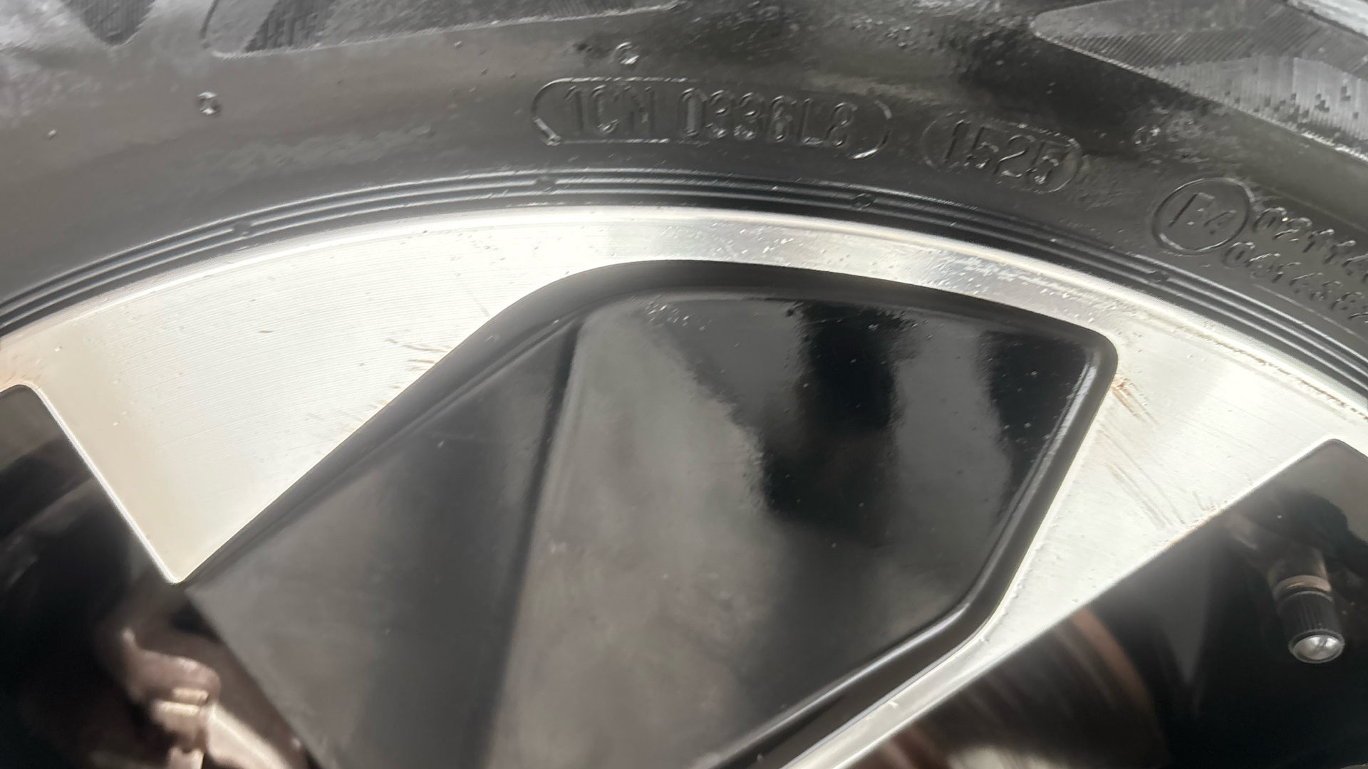 4020842 150kW Life Pro Performance 58kWh 5dr Auto