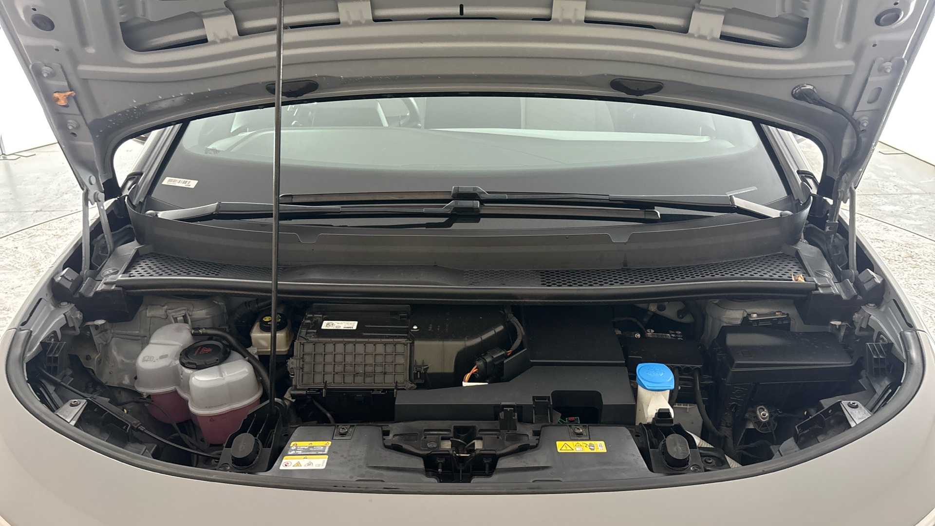 4060453 150kW Family Pro Performance 58kWh 5dr Auto