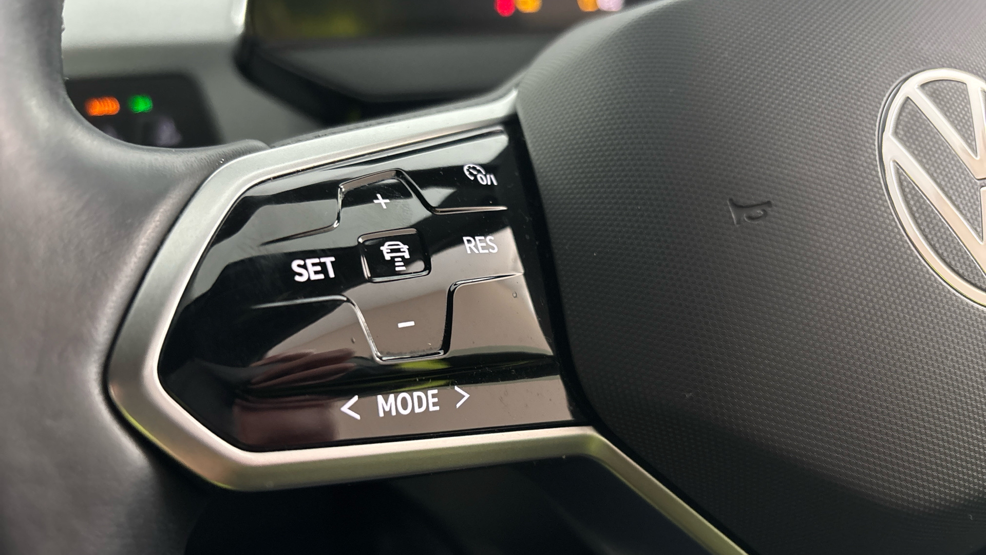 4060453 150kW Family Pro Performance 58kWh 5dr Auto