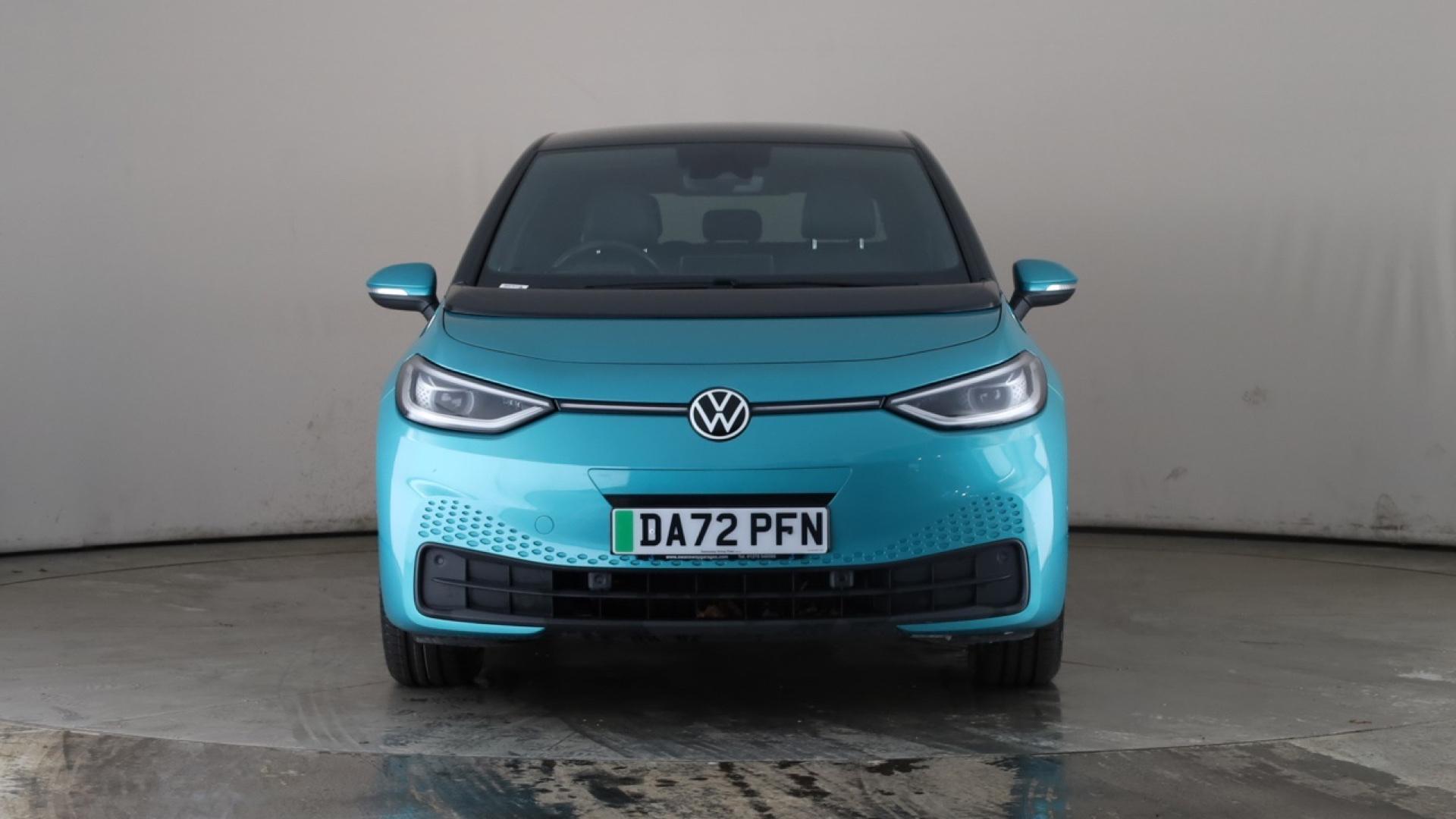 4049551 107KW Family Pro 58kWh 5dr Auto