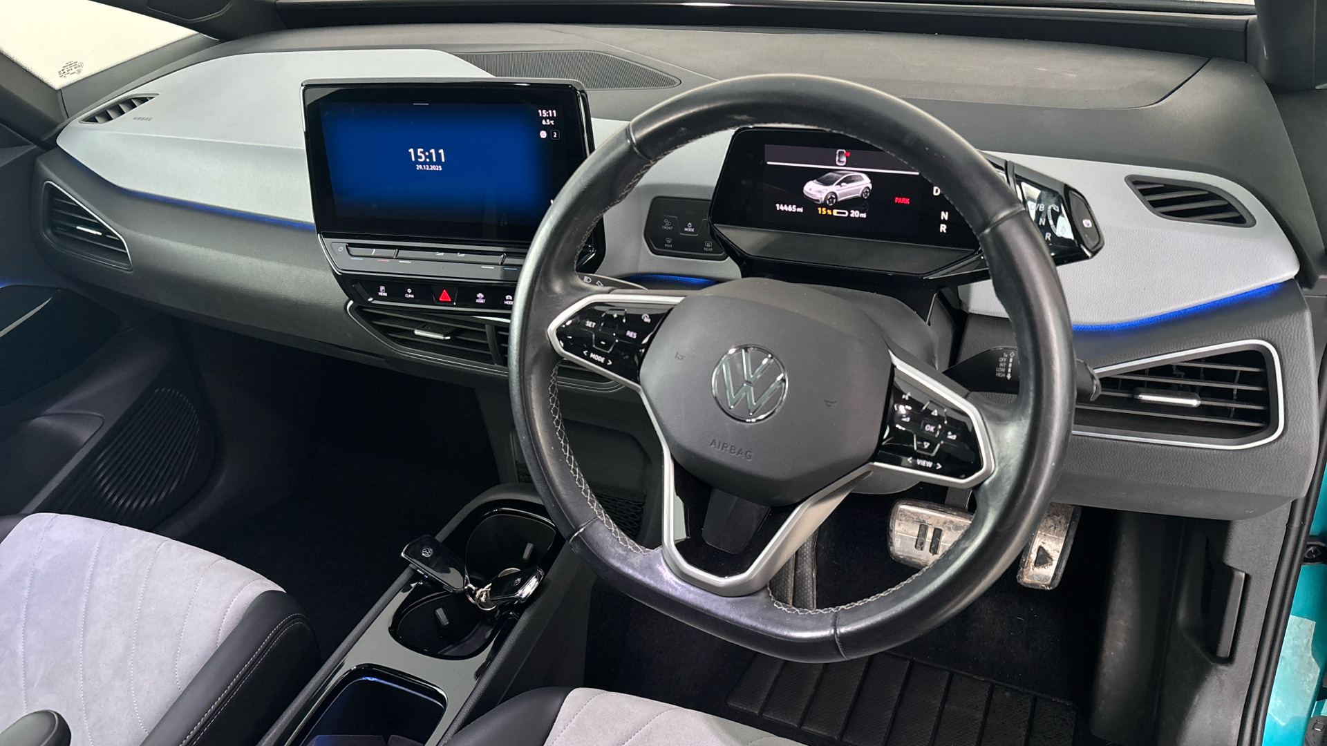 4049551 107KW Family Pro 58kWh 5dr Auto