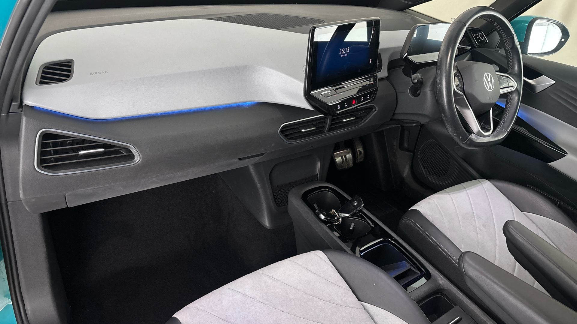 4049551 107KW Family Pro 58kWh 5dr Auto