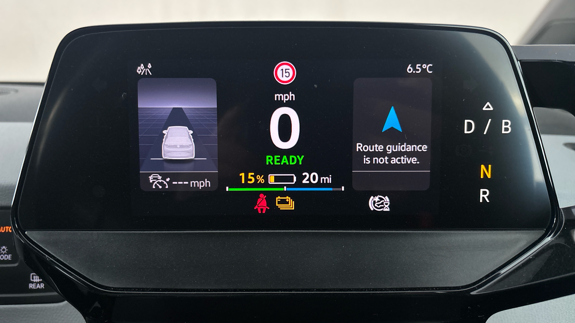 4049551 107KW Family Pro 58kWh 5dr Auto