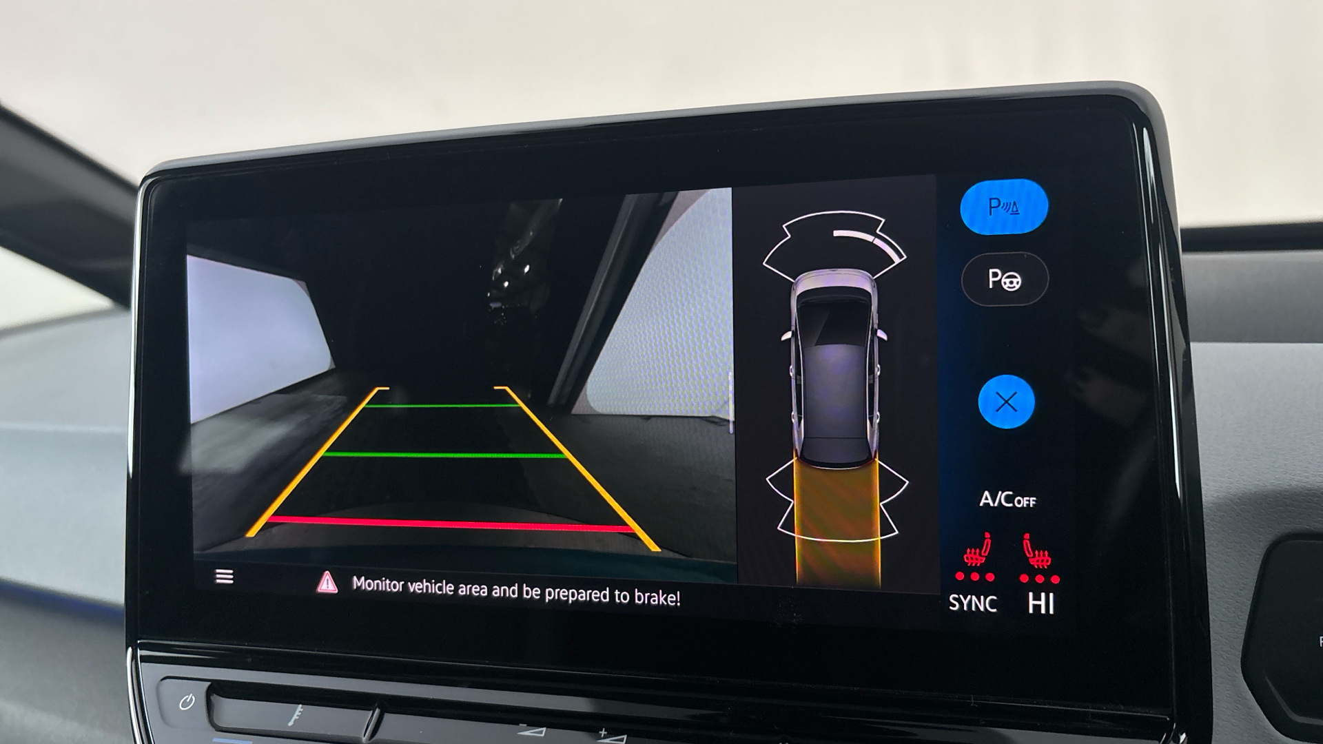 4049551 107KW Family Pro 58kWh 5dr Auto