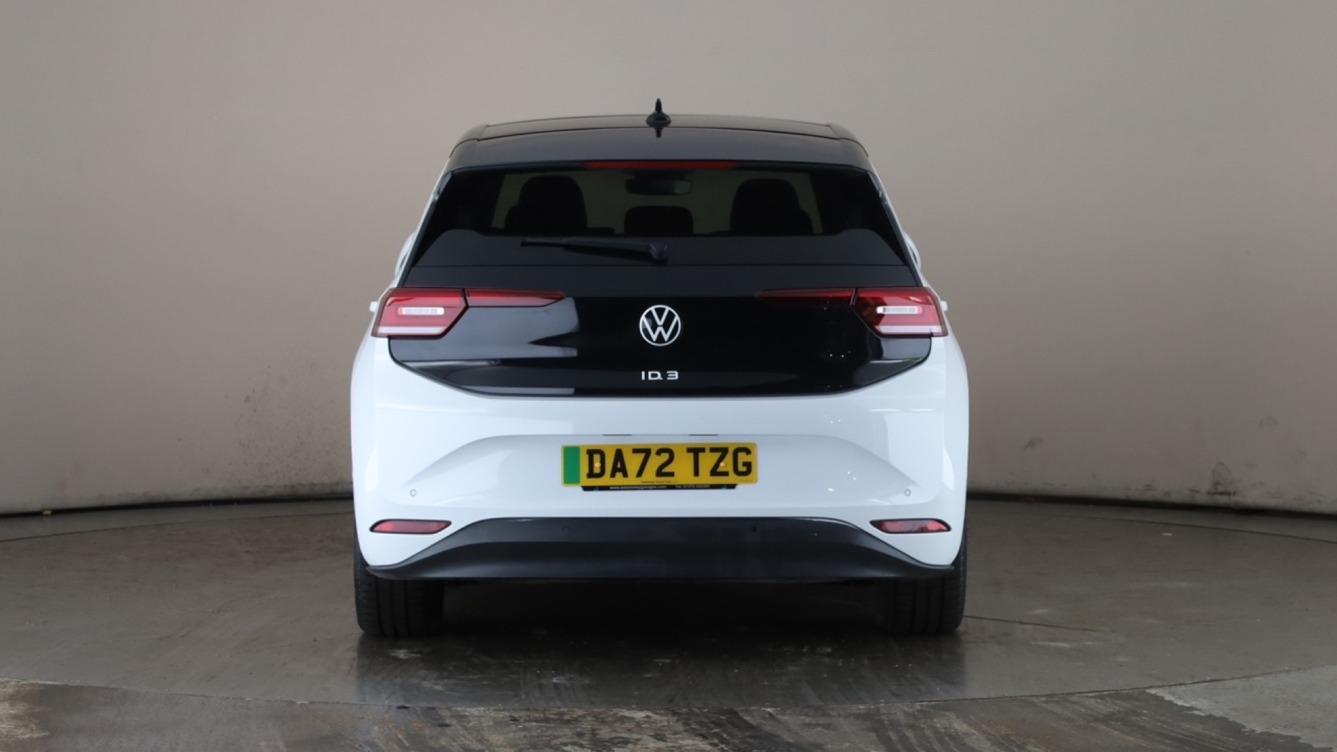 4020863 107KW Family Pro 58kWh 5dr Auto