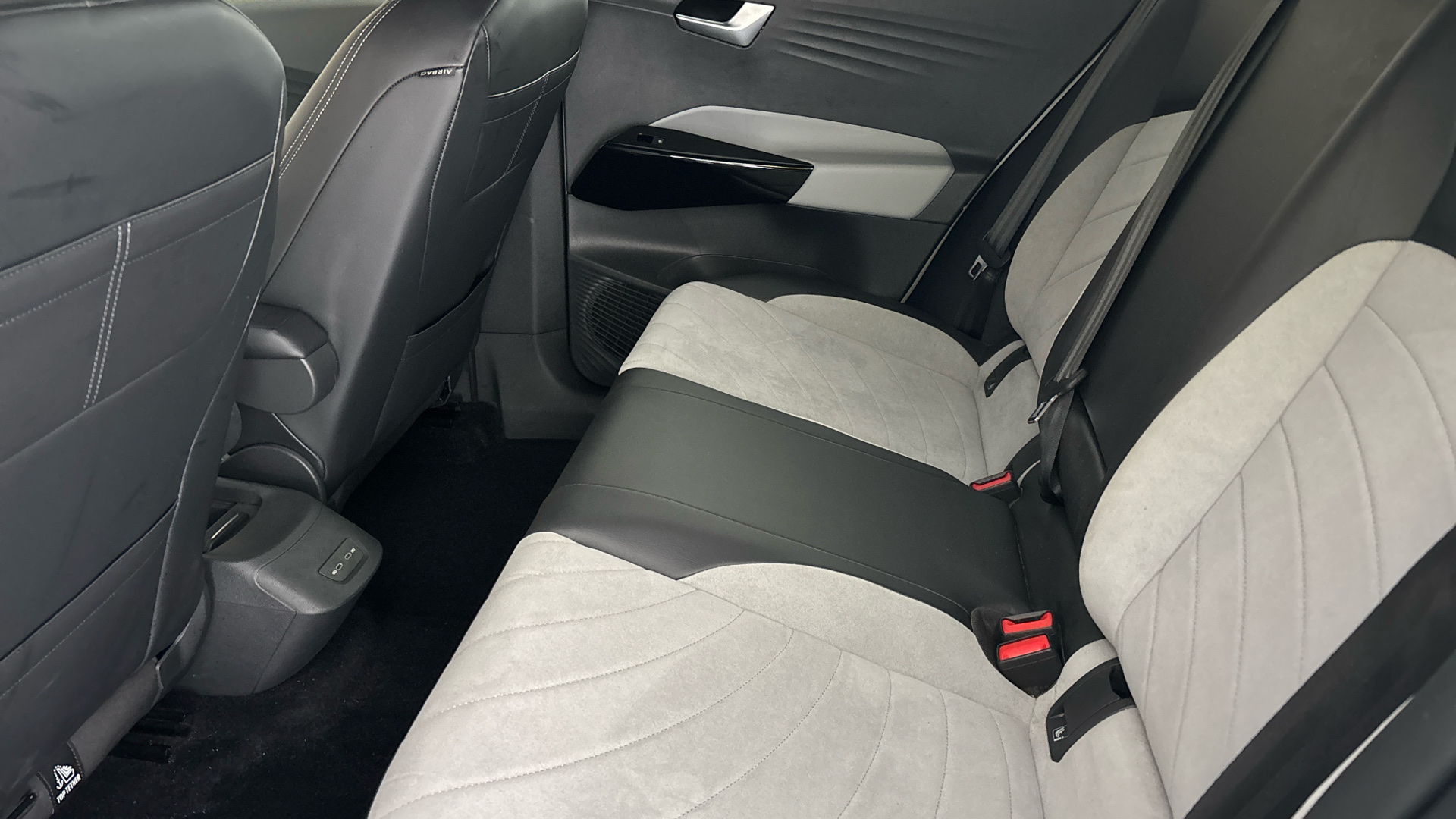 4020863 107KW Family Pro 58kWh 5dr Auto