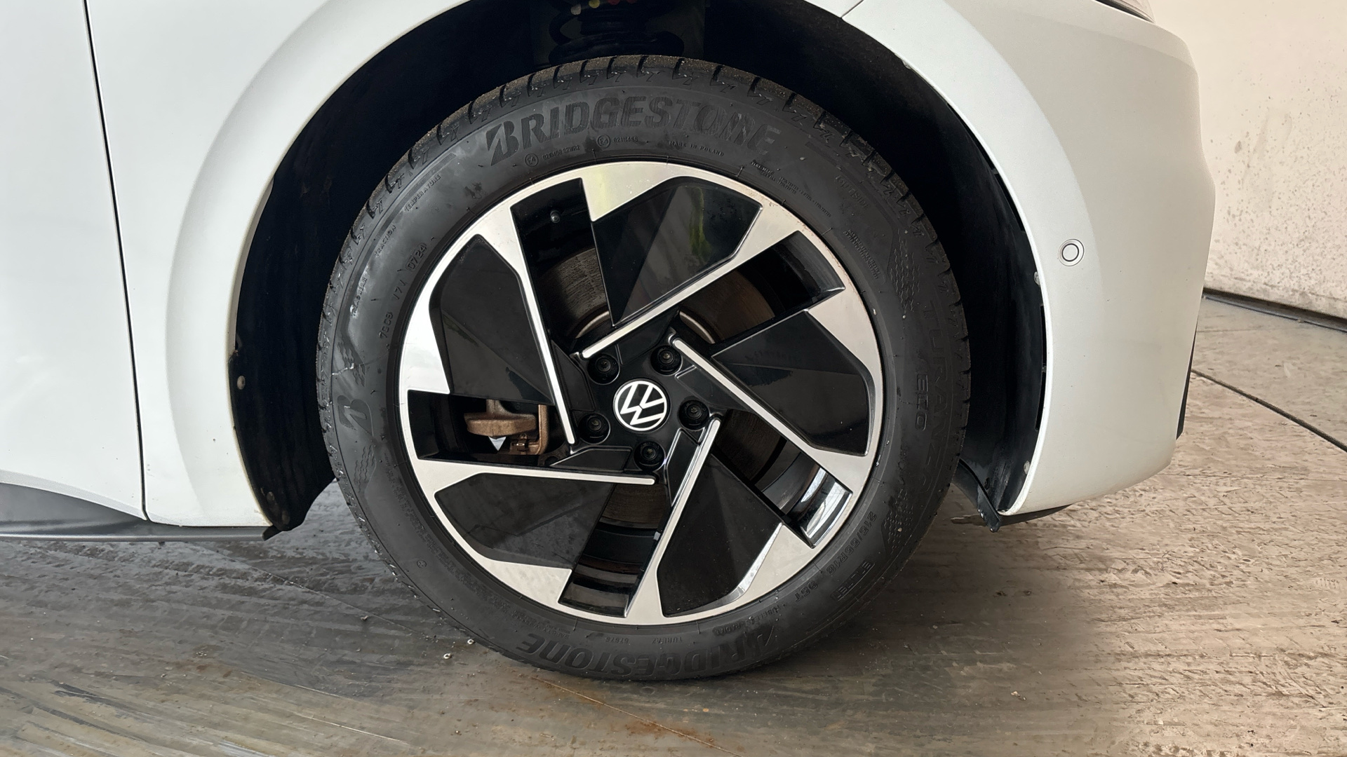 4020863 107KW Family Pro 58kWh 5dr Auto