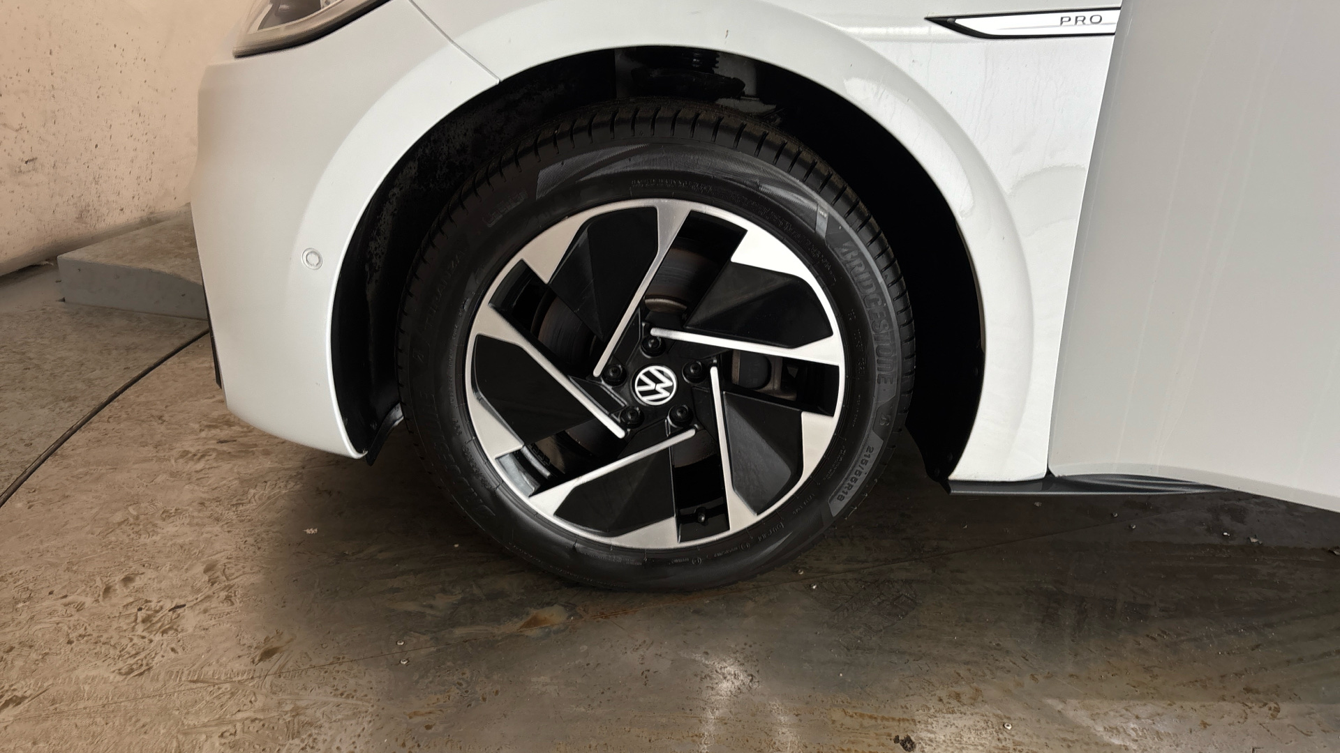 4049535 150kW Family Pro Performance 58kWh 5dr Auto