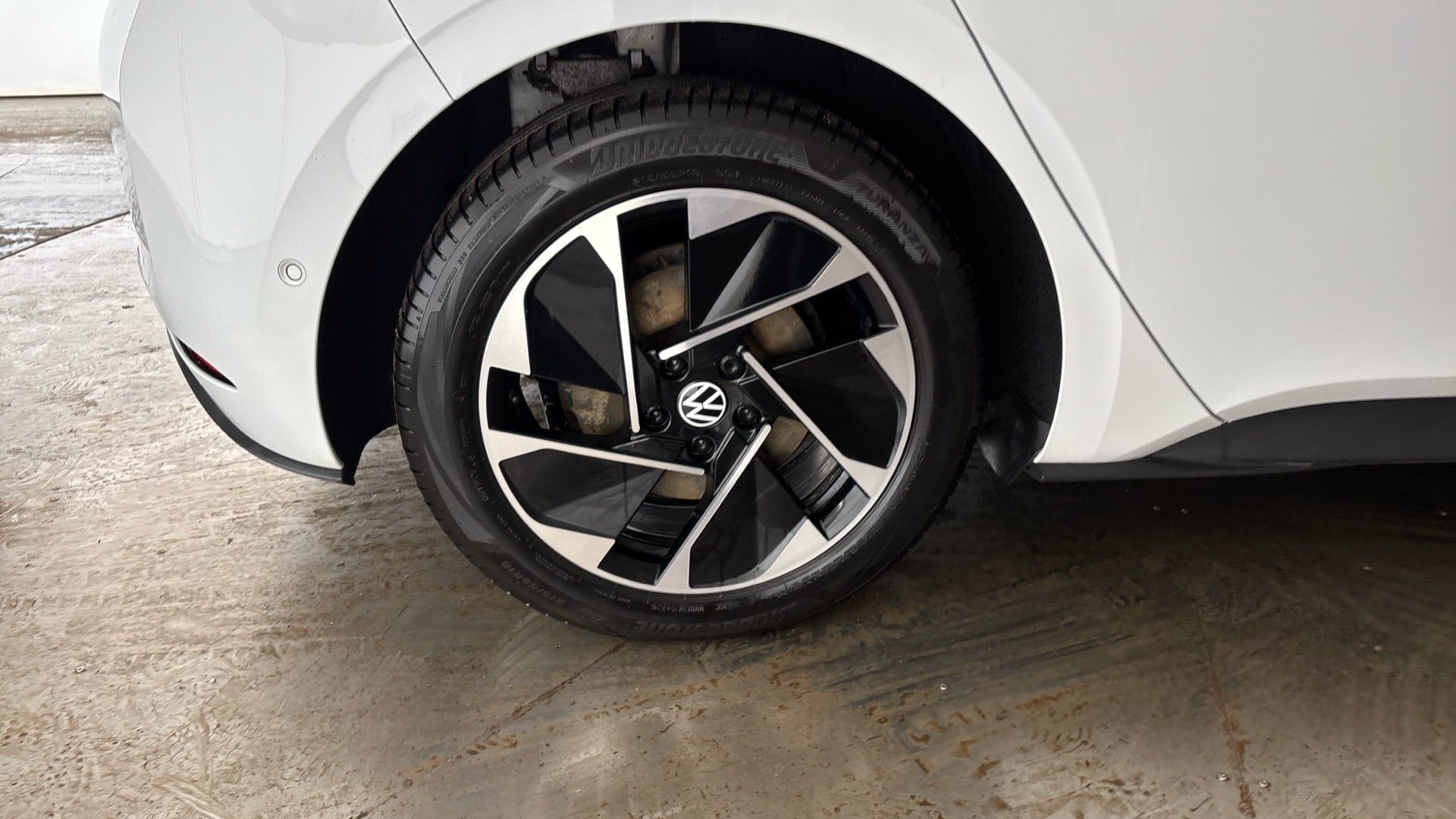 4049535 150kW Family Pro Performance 58kWh 5dr Auto