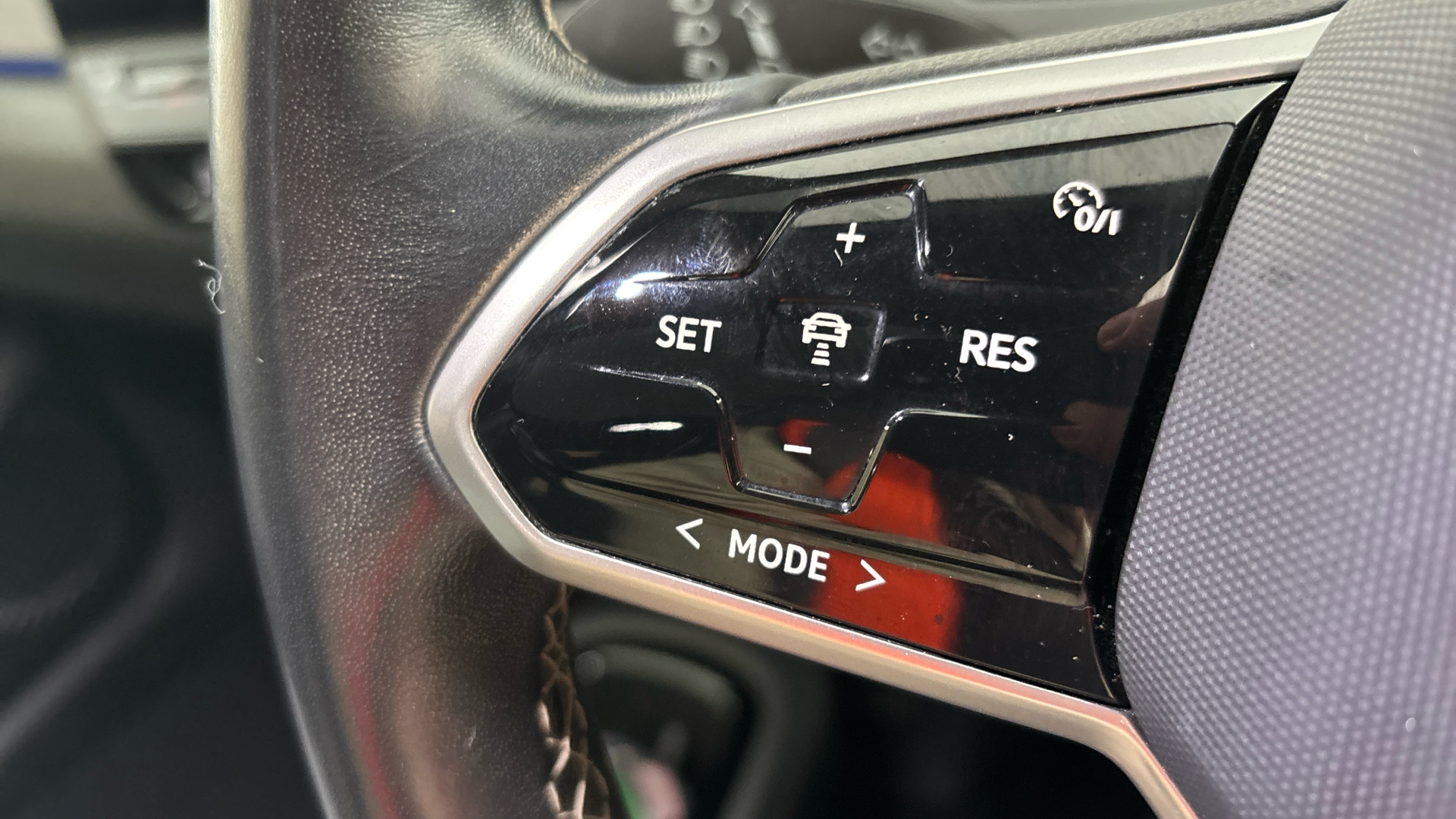 4049535 150kW Family Pro Performance 58kWh 5dr Auto