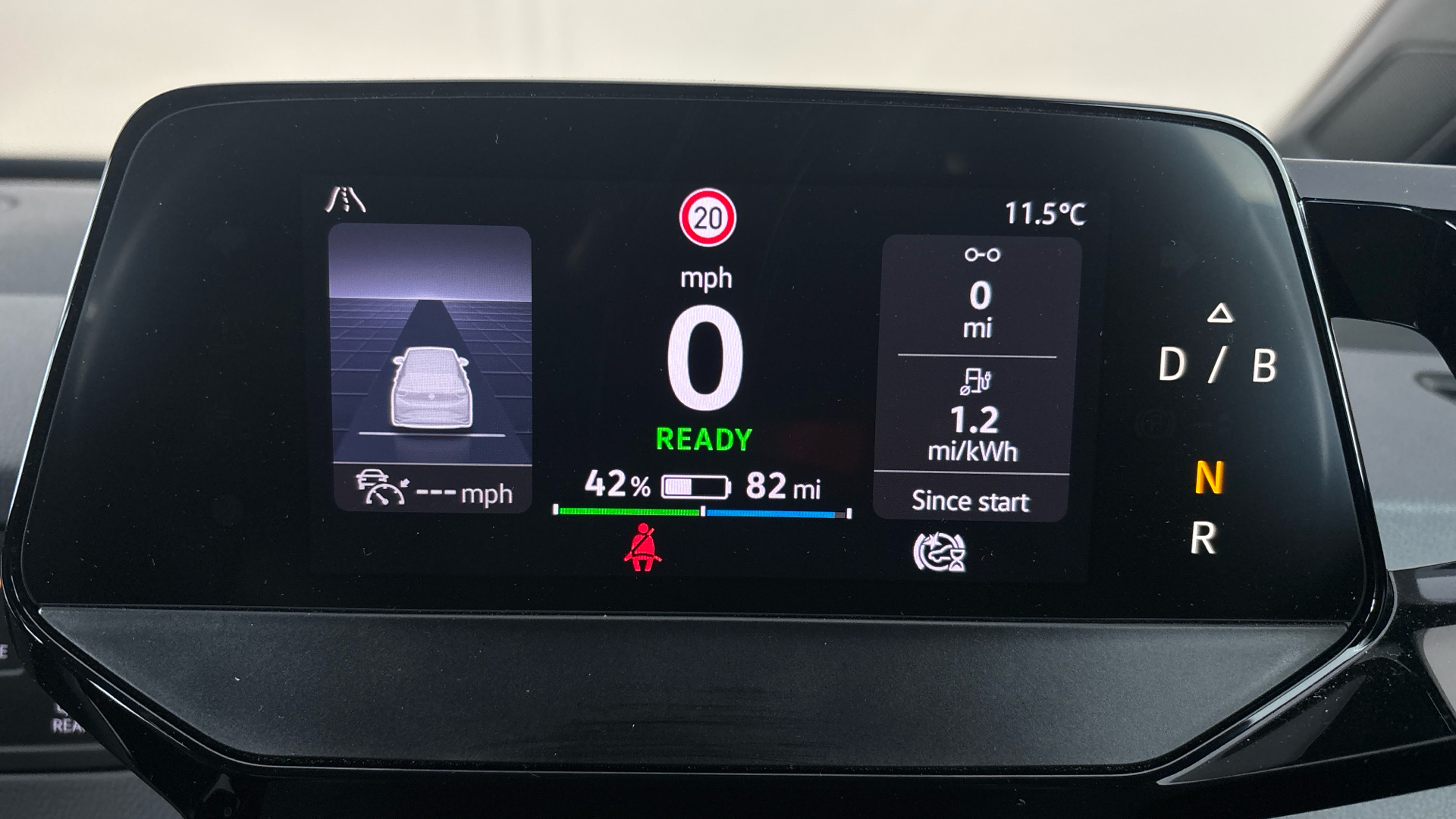 4020864 150kW Life Pro Performance 58kWh 5dr Auto