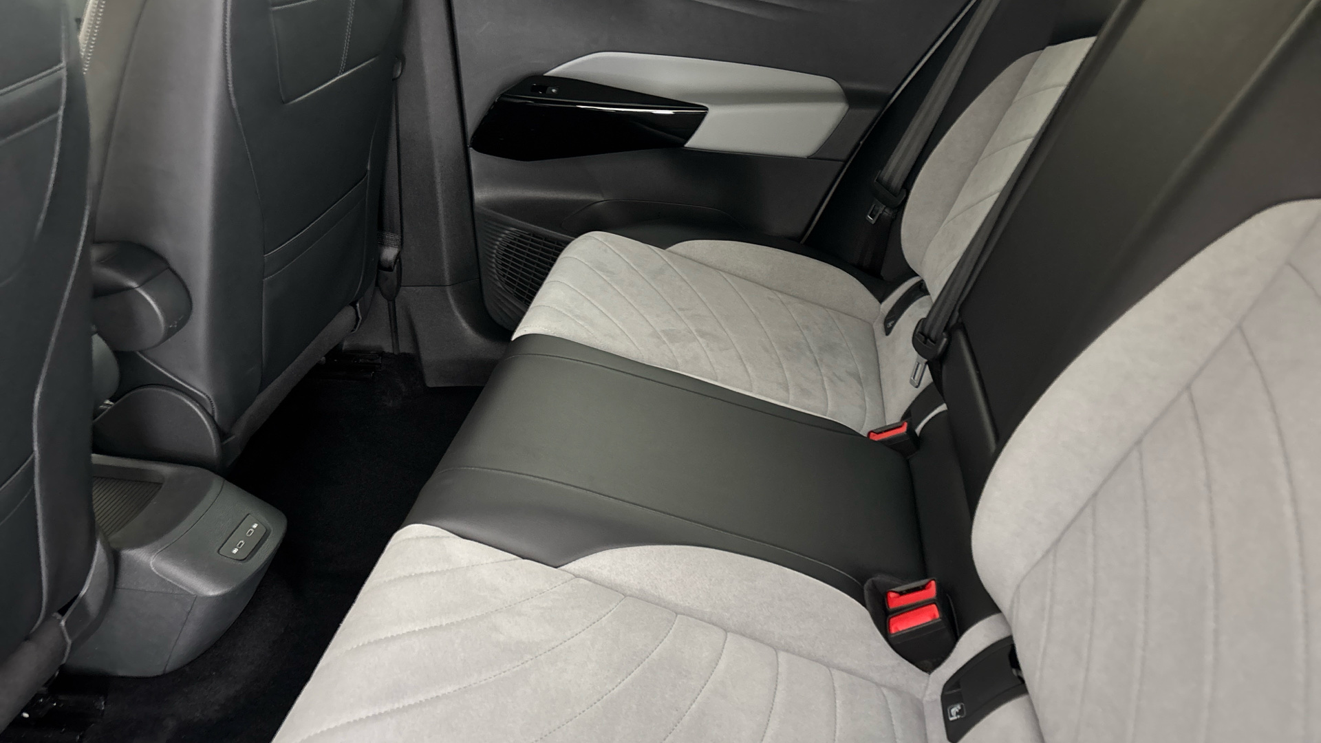 4020910 150kW Family Pro Performance 58kWh 5dr Auto