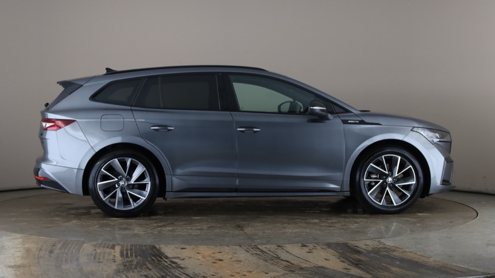 SKODA ENYAQ Image 6