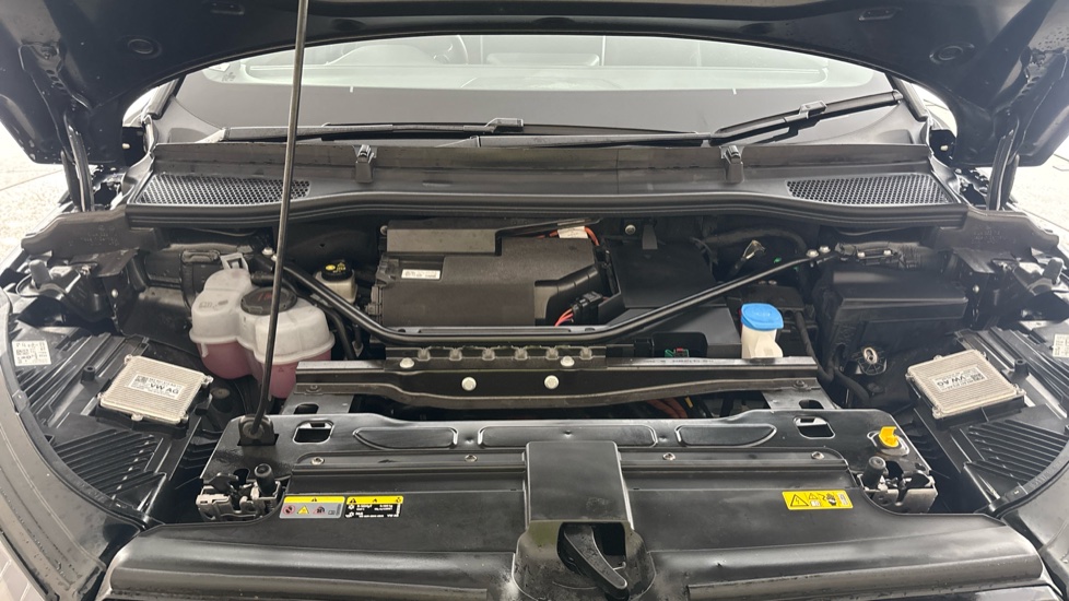 SKODA ENYAQ Image 16