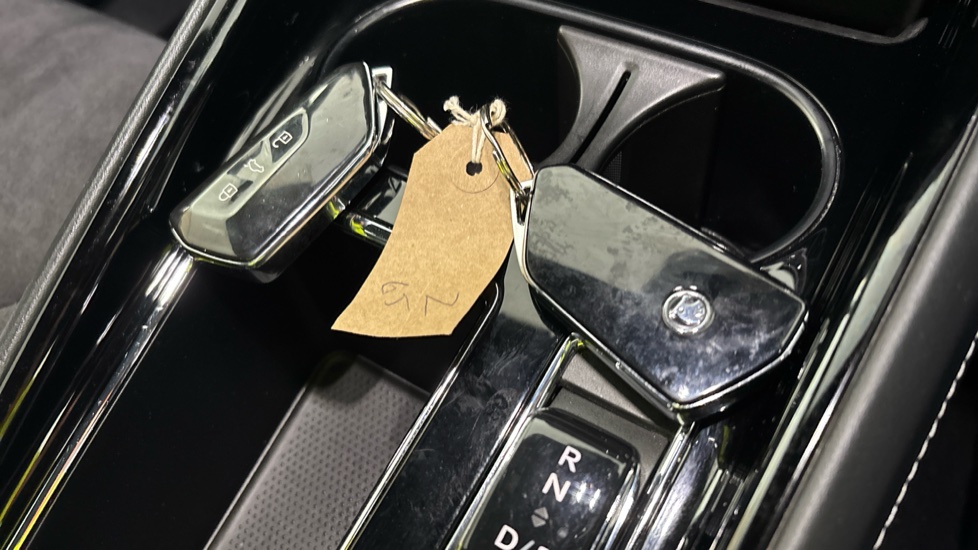 SKODA ENYAQ 2 keys