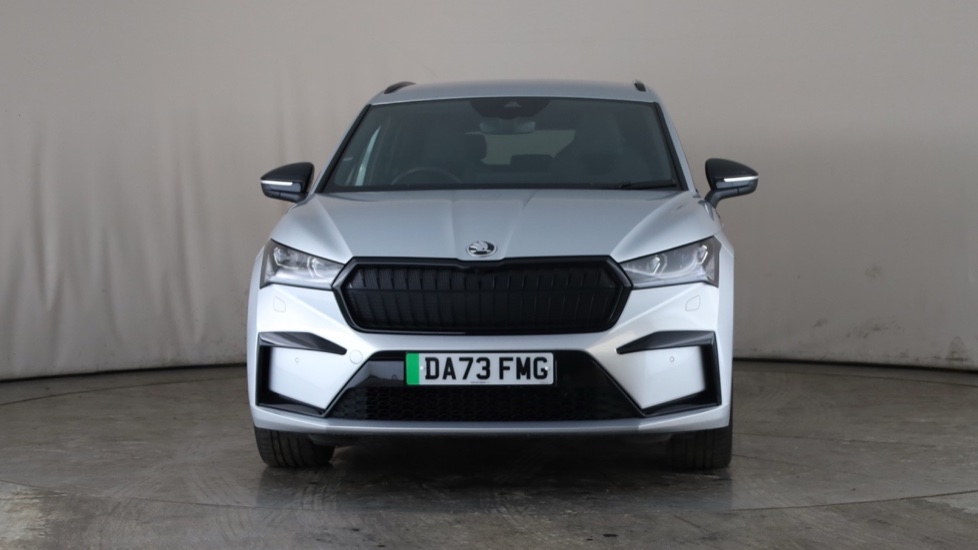 SKODA ENYAQ Image 8
