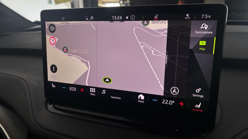 SKODA ENYAQ Image 12