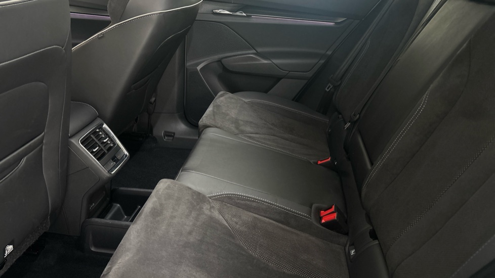 SKODA ENYAQ Image 14