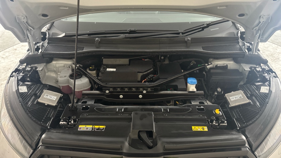 SKODA ENYAQ Image 16