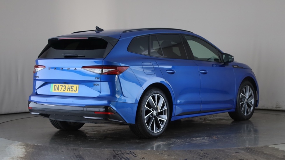SKODA ENYAQ Image 5