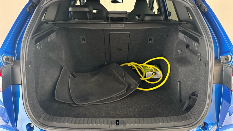 SKODA ENYAQ Image 15