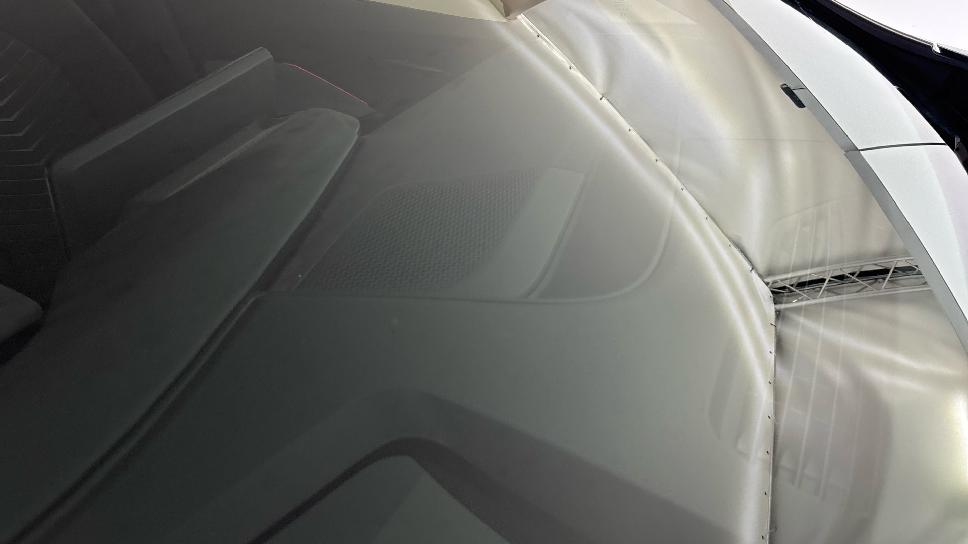 4020859 169kW e-Boost V2 77kWh 5dr Auto