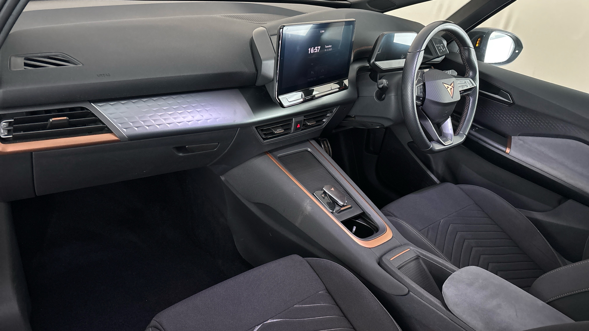 4027763 150kW V1 58kWh 5dr Auto