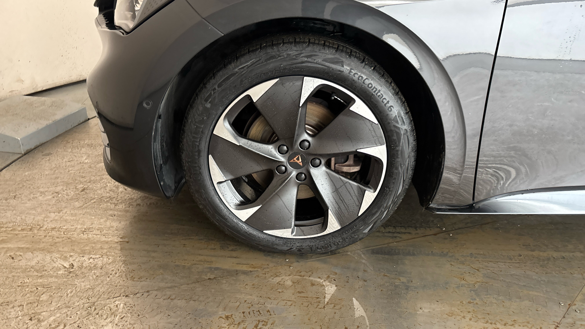 4027763 150kW V1 58kWh 5dr Auto