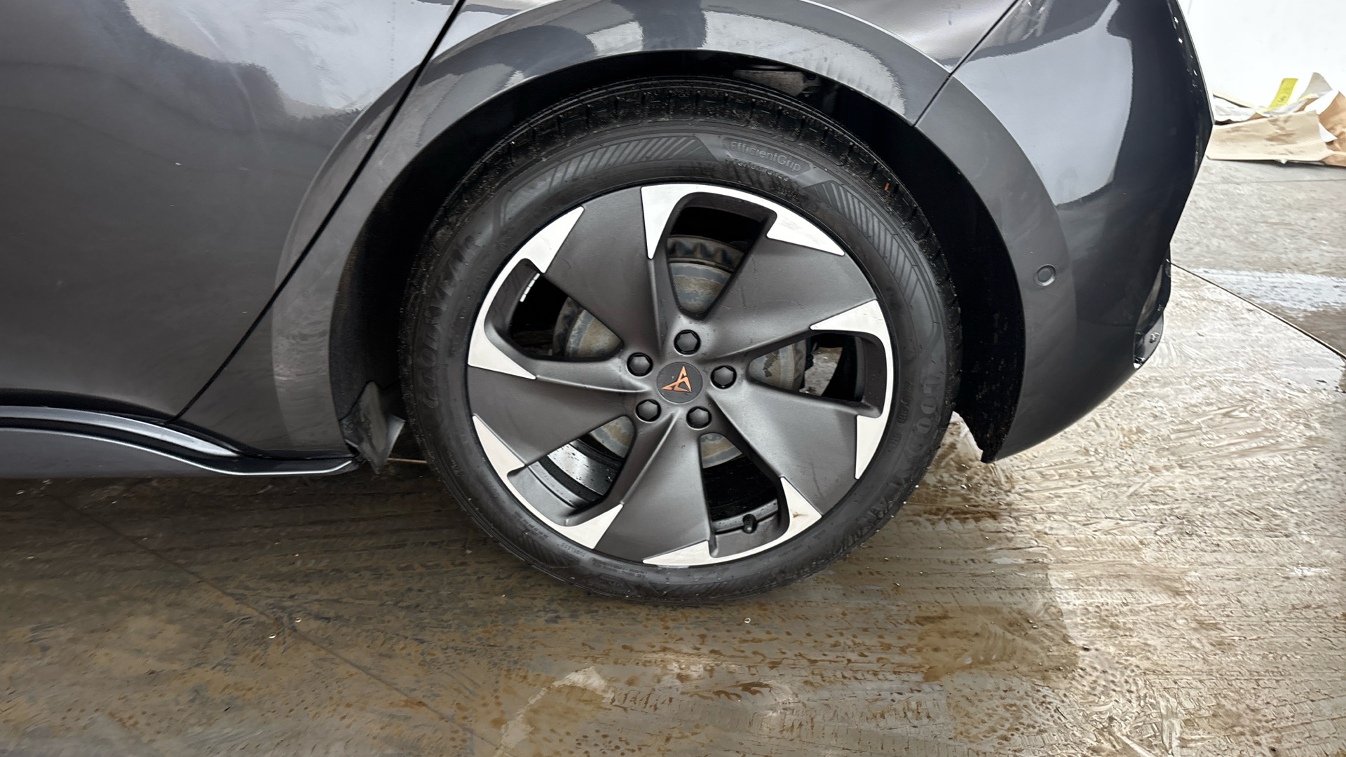 4027763 150kW V1 58kWh 5dr Auto