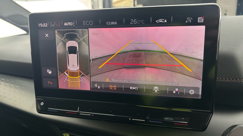 CUPRA BORN reverse camera