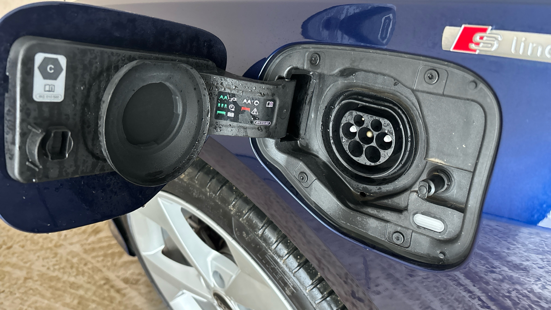 4020880 40 TFSI e S Line 5dr S Tronic