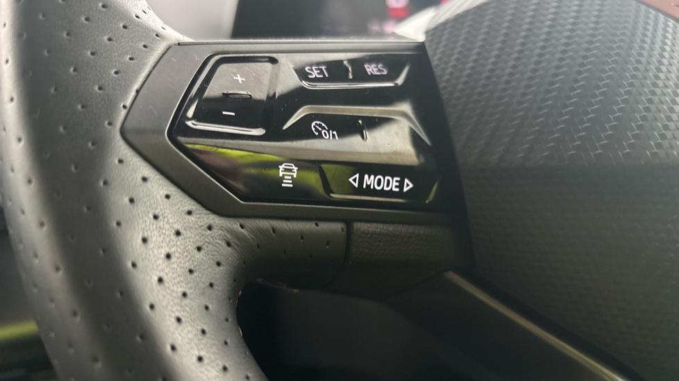 CUPRA BORN cruise control
