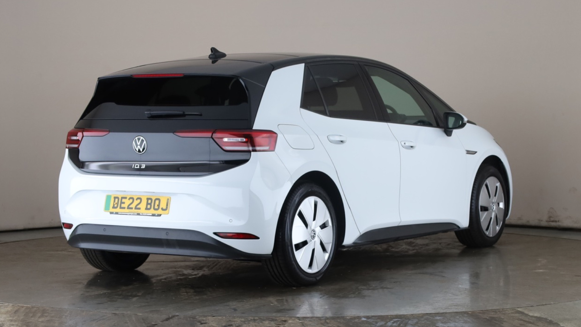 4027744 150kW Family Pro Performance 58kWh 5dr Auto