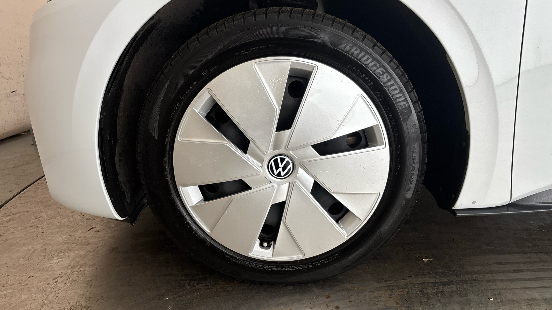 4027744 150kW Family Pro Performance 58kWh 5dr Auto