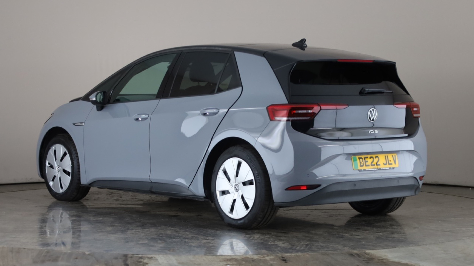 4021007 150kW Family Pro Performance 58kWh 5dr Auto