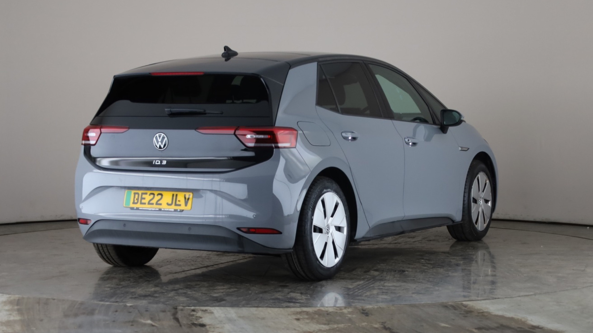 4021007 150kW Family Pro Performance 58kWh 5dr Auto