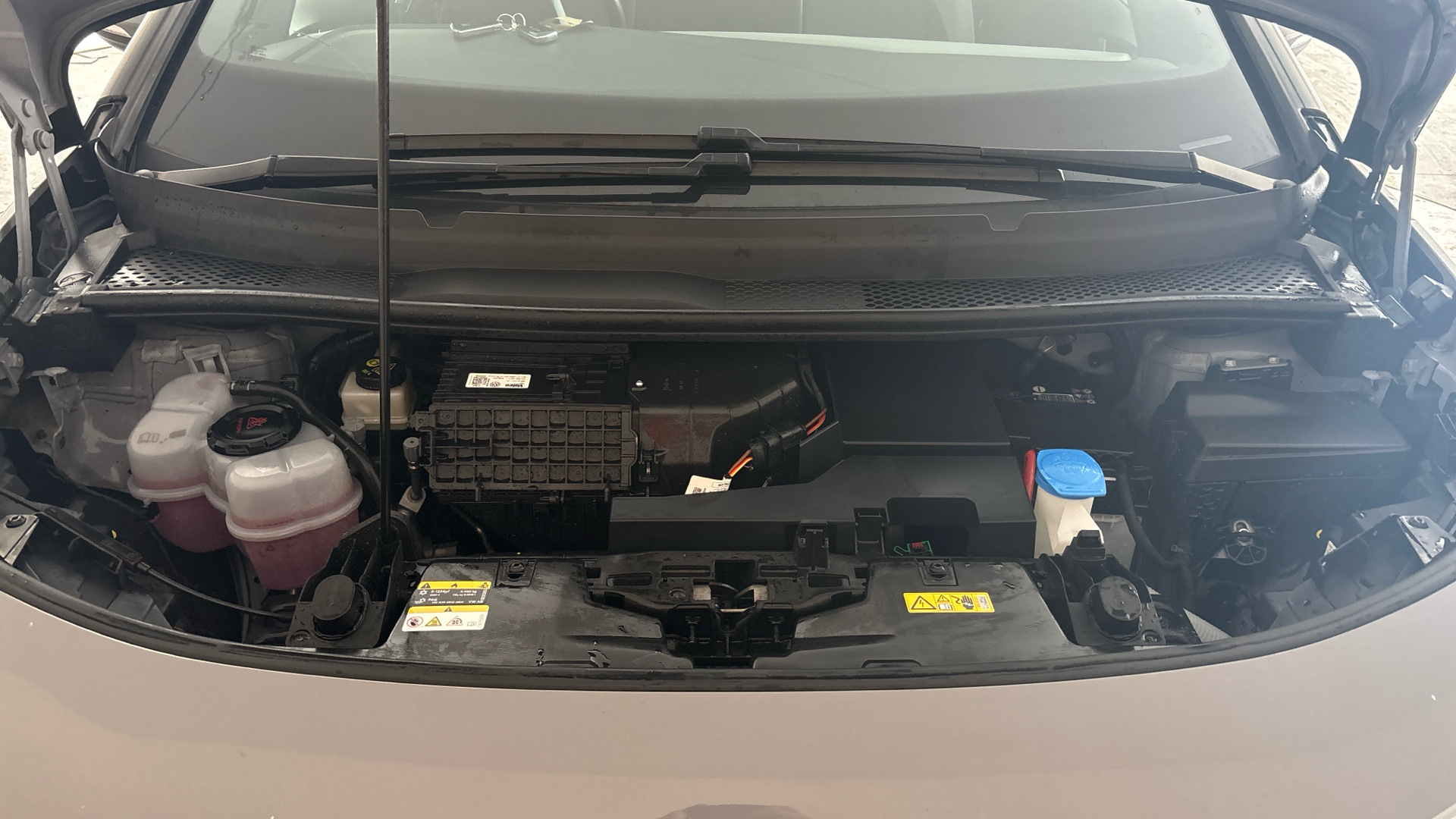 4021007 150kW Family Pro Performance 58kWh 5dr Auto