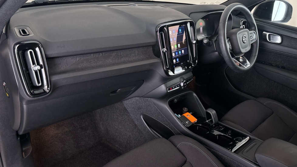 VOLVO XC40 Image 10