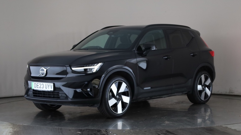 Used VOLVO XC40