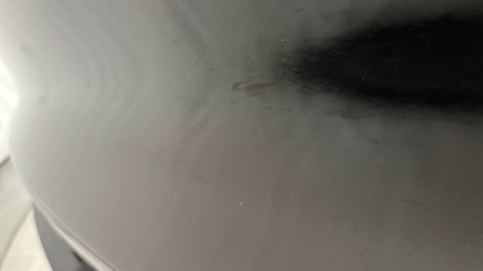 VOLVO XC40 scratch