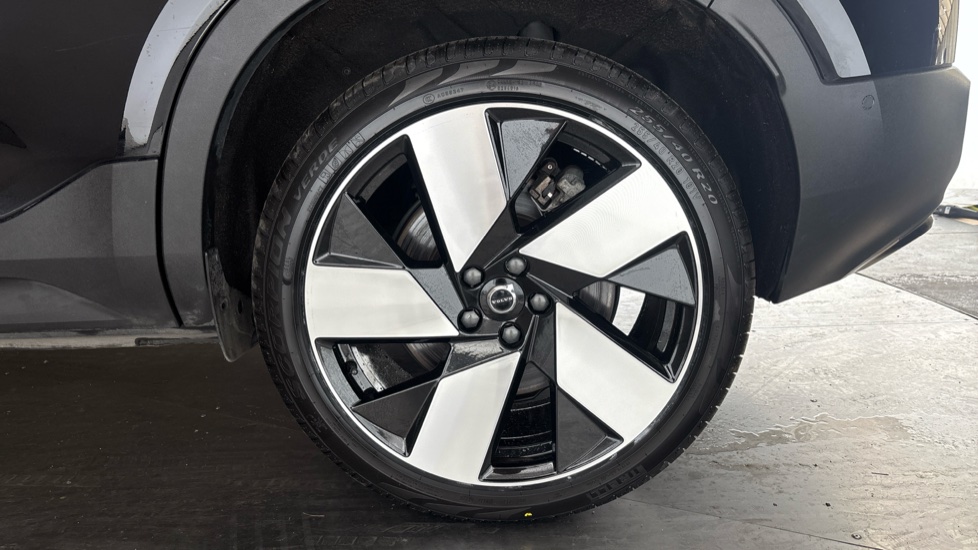 VOLVO XC40 Image 18