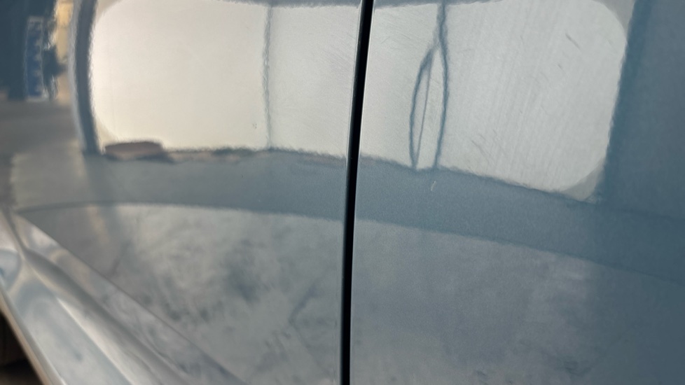 VOLVO C40 Dents