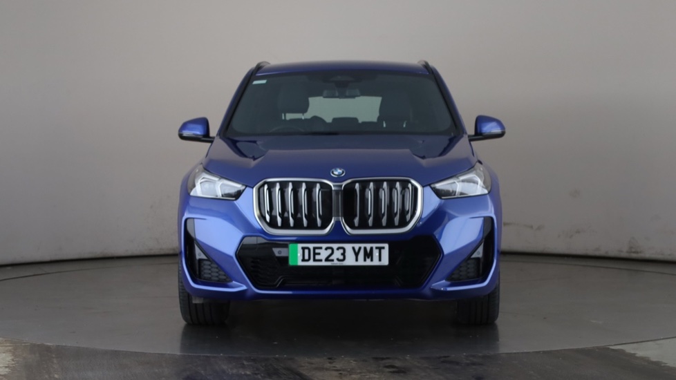 BMW iX1 Image 8