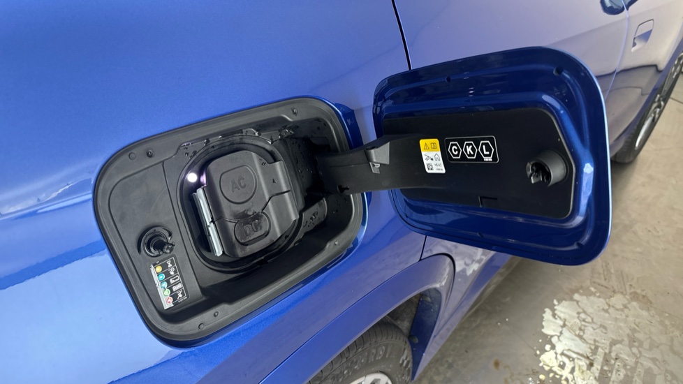 BMW iX1 Image 21