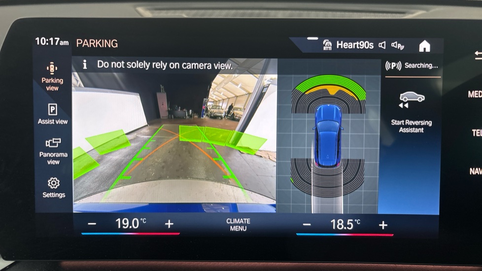BMW iX1 reverse camera