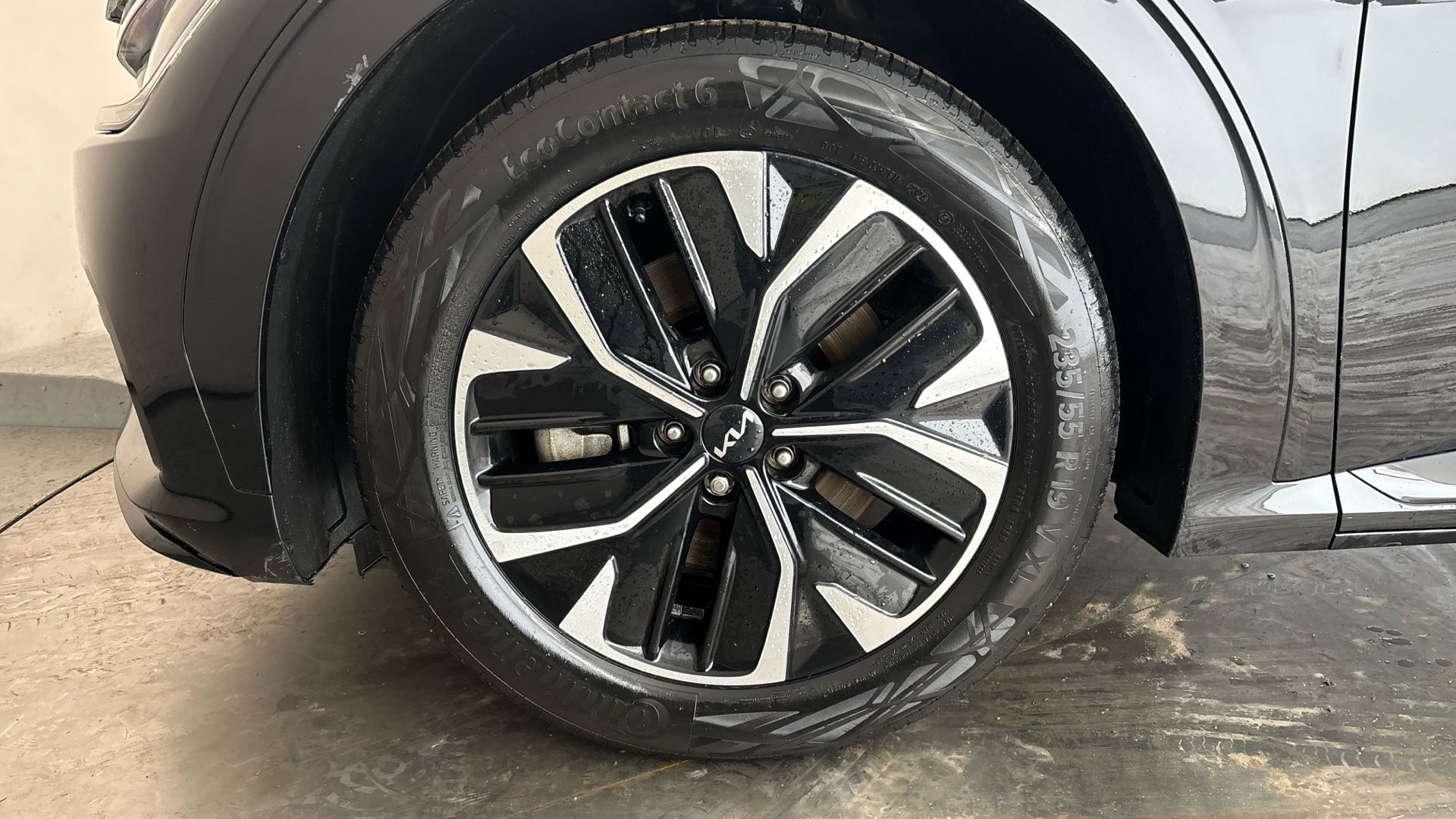 4027585 166kW GT Line 77.4kWh 5dr Auto